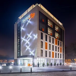 **** Hotel Taurus Ukraine